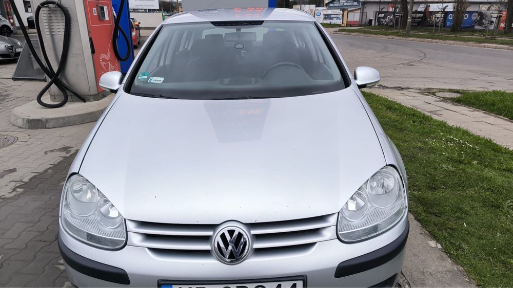 Samochód VW Golf 5 2.0 TDI sprawny nowe sprzęgło tarcze klocki opony