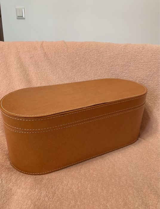 Продам новий фен дайсон