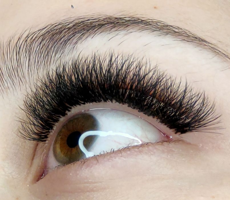 Запрошую на Нарощення вій