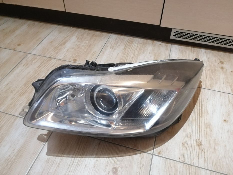 Lampa przednia lewa Opel Insignia A 2011