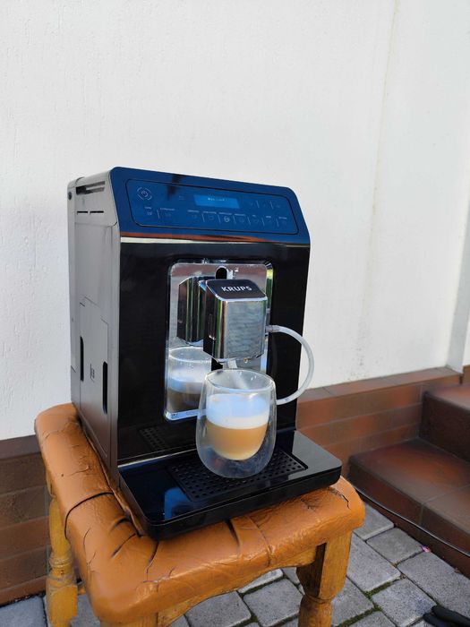 Кавомашина кофемашина Krups Evidence EA89