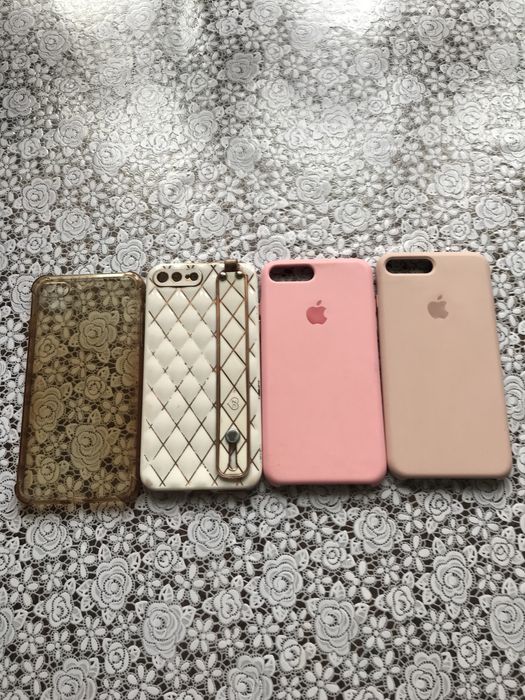 Продам чохли на Айфон 7+