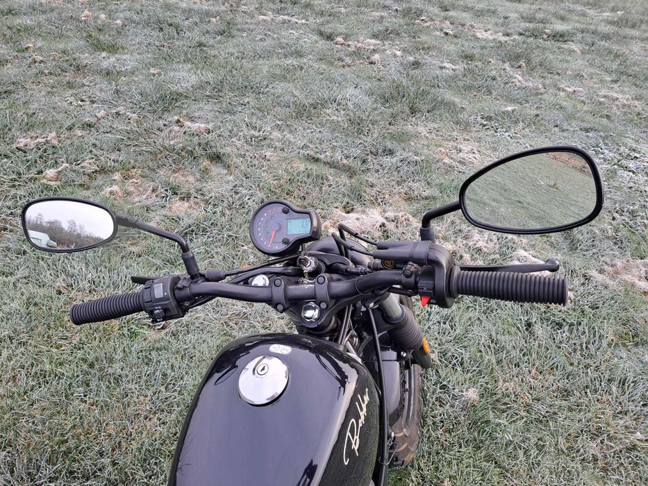 HYOSUNG GV 125 AQUILA 2022R plus sakwy przebieg 4148 km