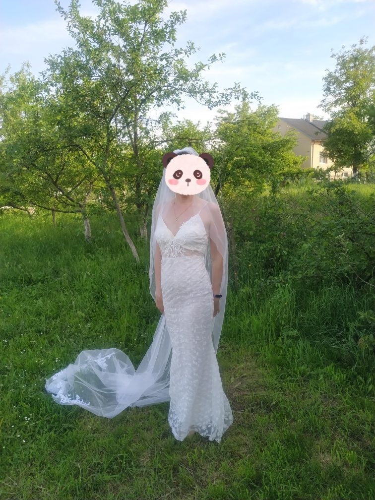 Плаття весільне гіпюрове  розмір 42-44