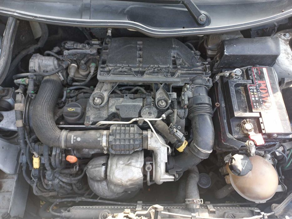 Продам власне авто: Peugeot 206+ 2011