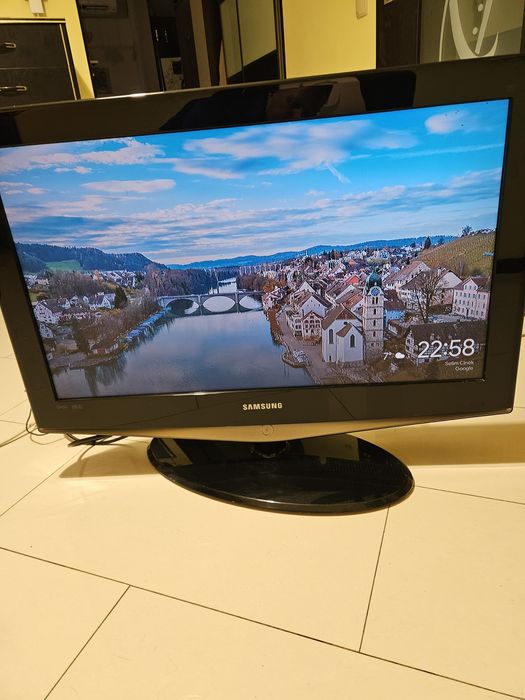 Telewizor samsung 32 całe
