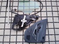 Ford Fiesta mk7 VII Szyba tylna tył boczna boczek tapicerka podnośnik+