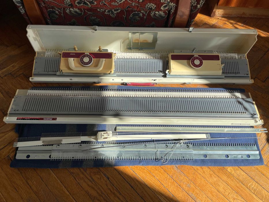 В'язальна машина 3-го класу Brother KH-230/KR-230