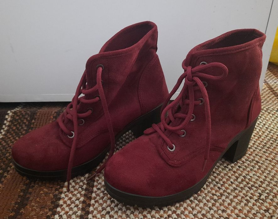 Взуття весняне-осіннє 39 розмір