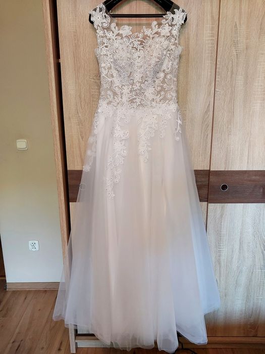 Zjawiskowa suknia ślubna