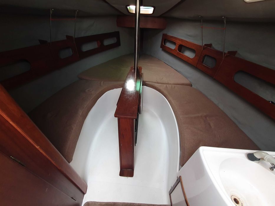 Jacht żaglówka TES 678 BT sprzedam