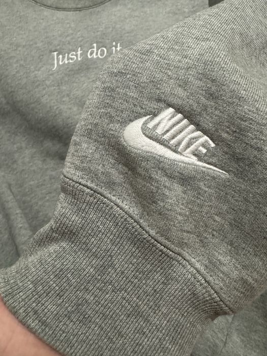 Szara bluza Nike