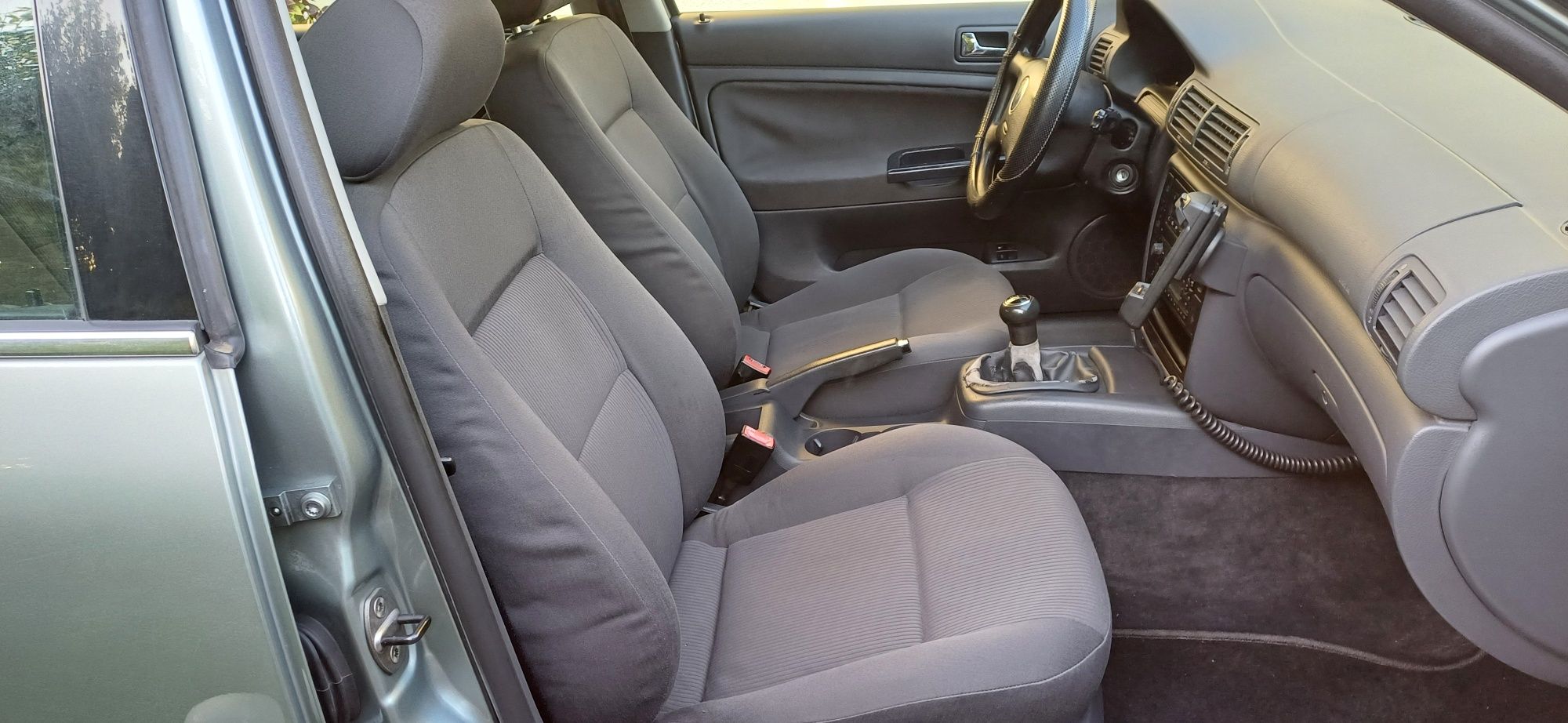 Volkswagen PassatB5 FL 1.6MPi Klimatronik Tempomat