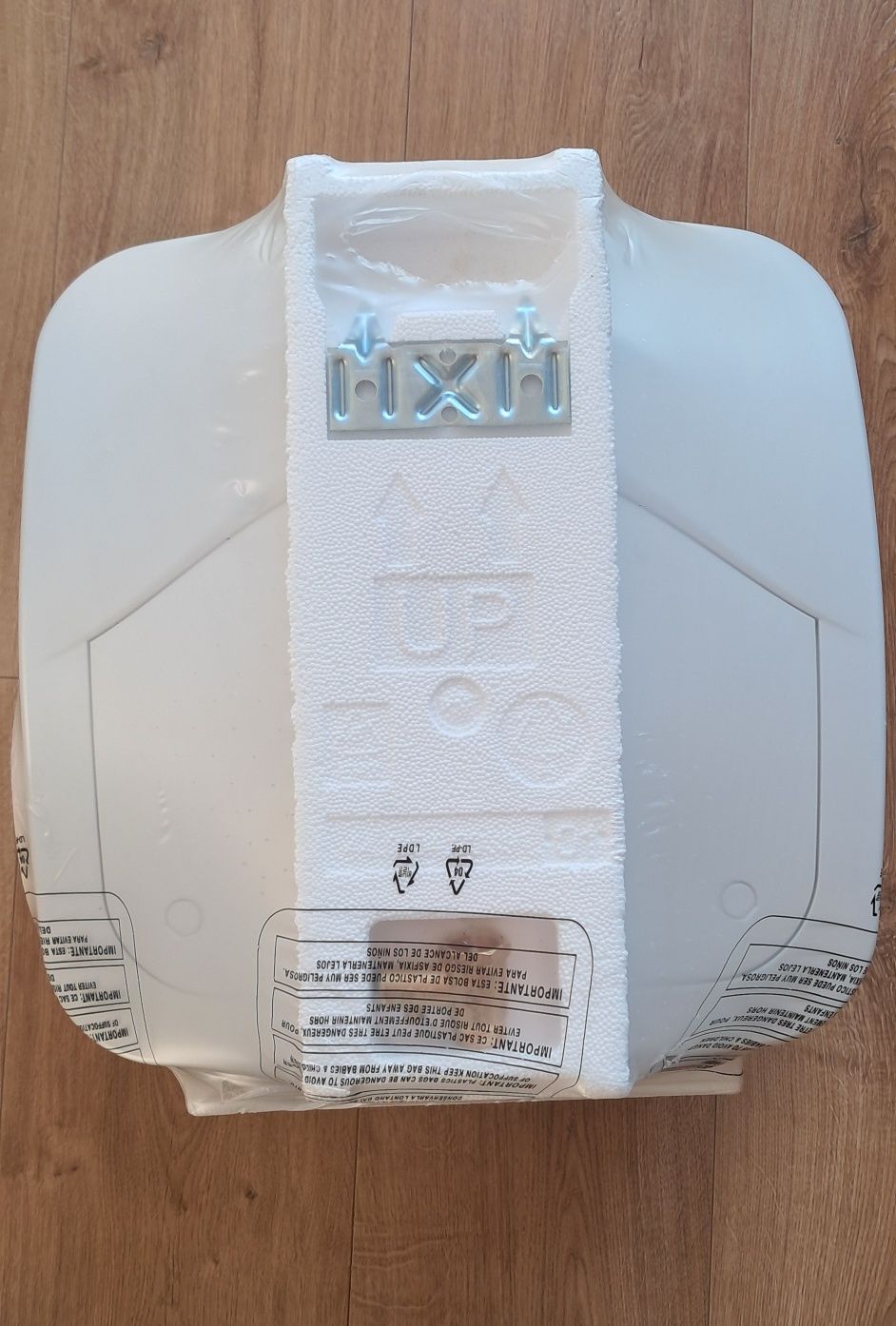 Elektryczny Podgrzewacz wody  ariston 15l ,