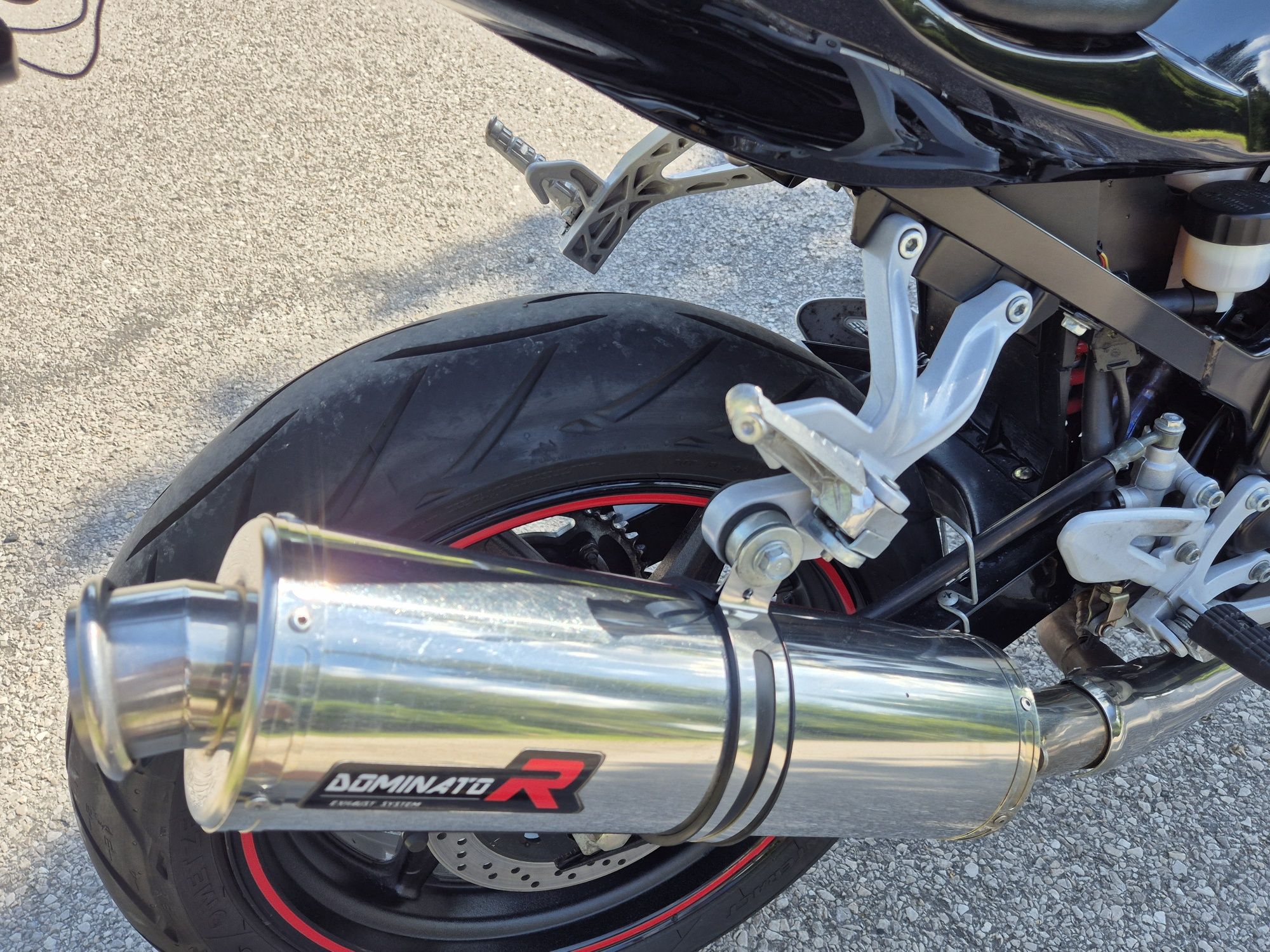 Hyosung gt 650 r comet