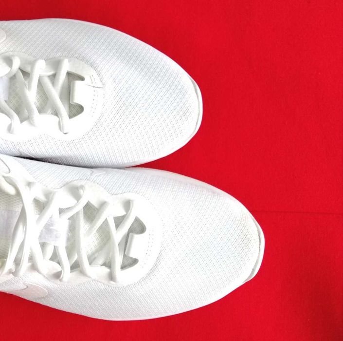 43 Nike oryginalne męskie Revolution Premium Running białe air run