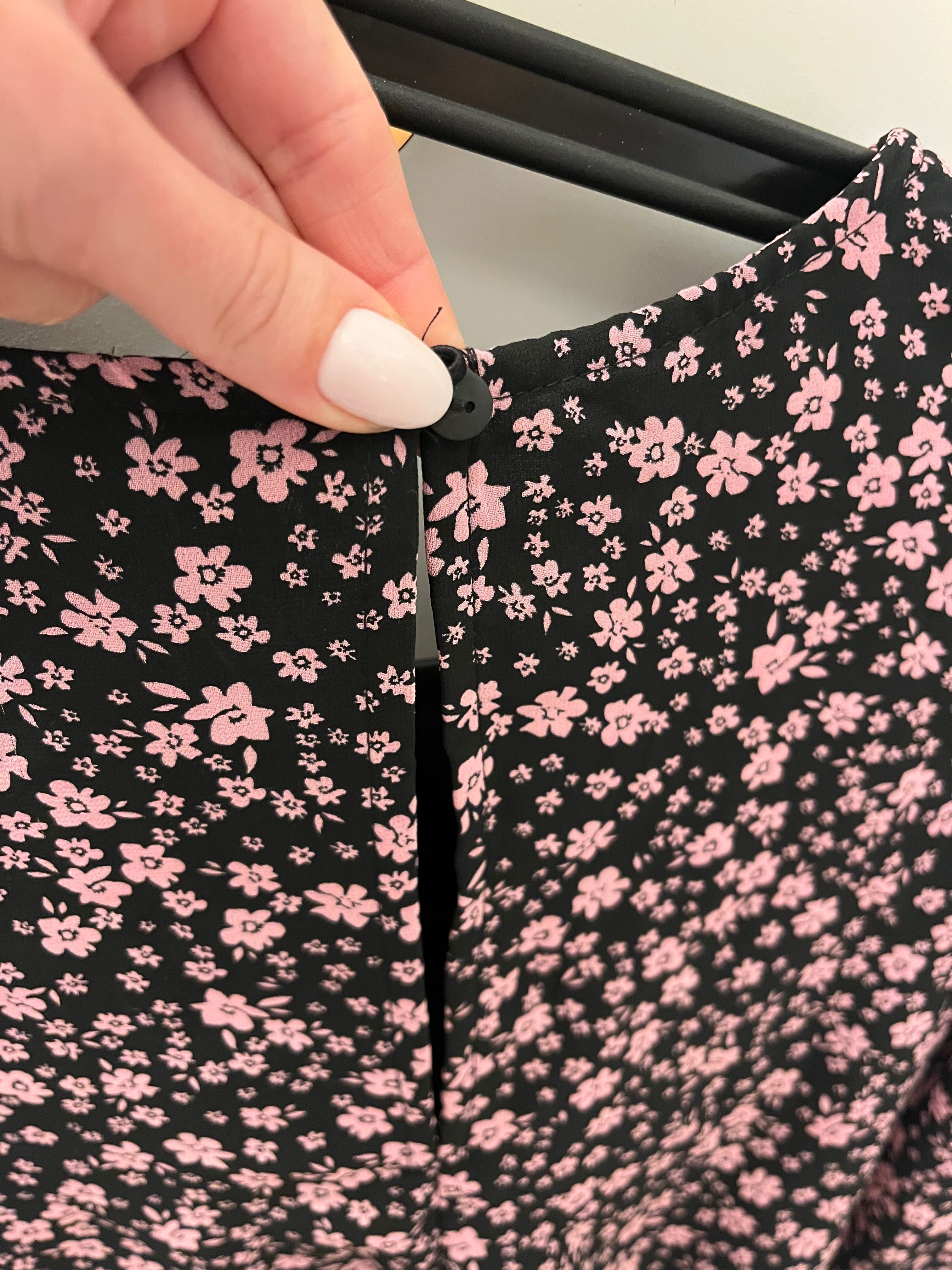 Sukienka czarna w różowe kwiaty mini H&M rozm. S nowa