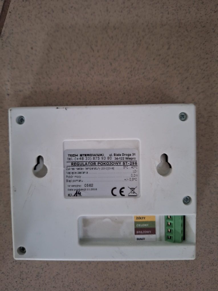 TECH regulator pokojowy ST-296 z komunikacją RS