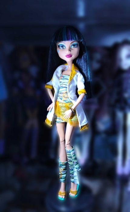 Ляльки Monster high Ghoulia and Cleo Classroom Монстр хай Гулія і Клео