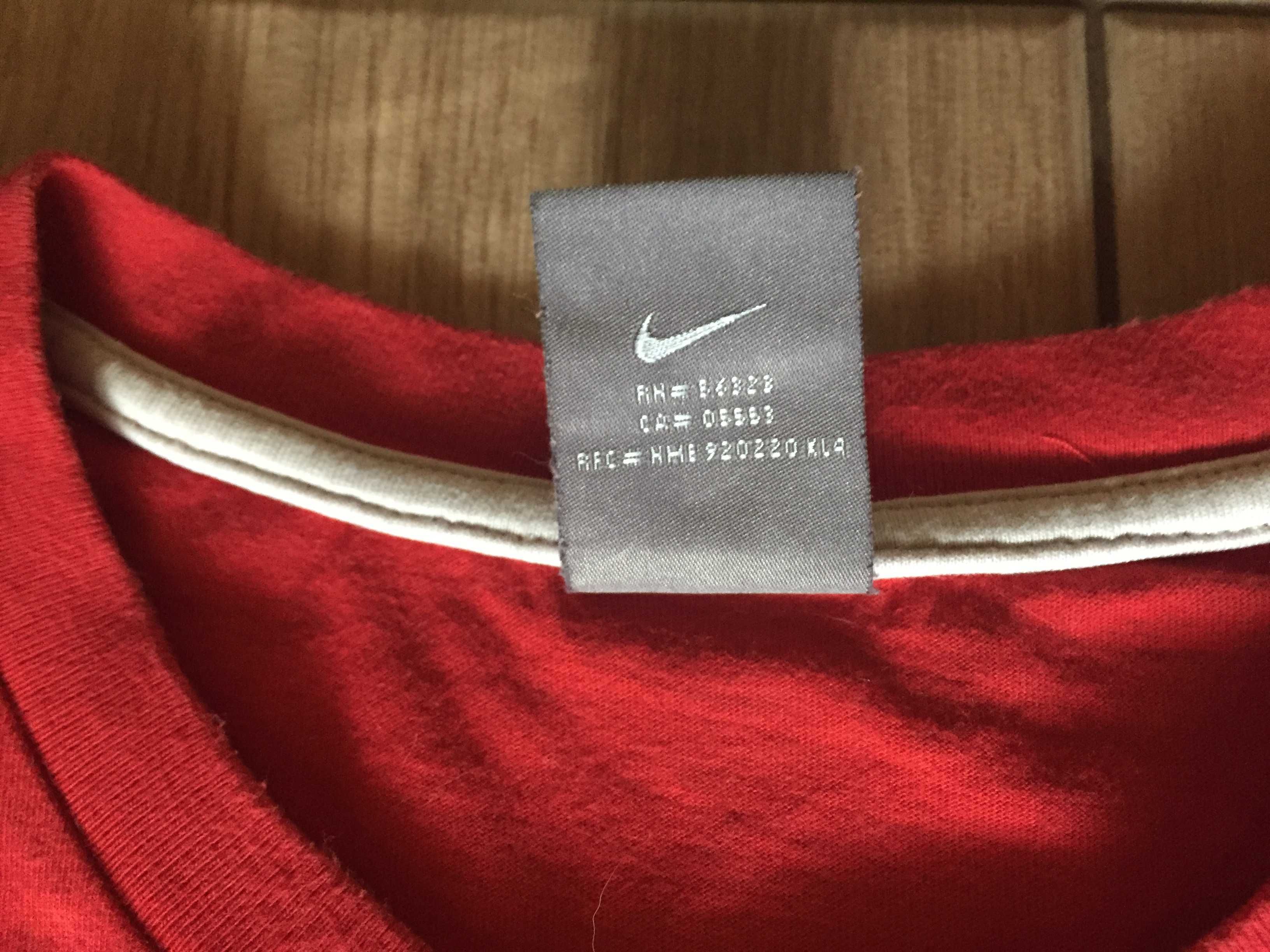 Męski t-shirt firmy Nike