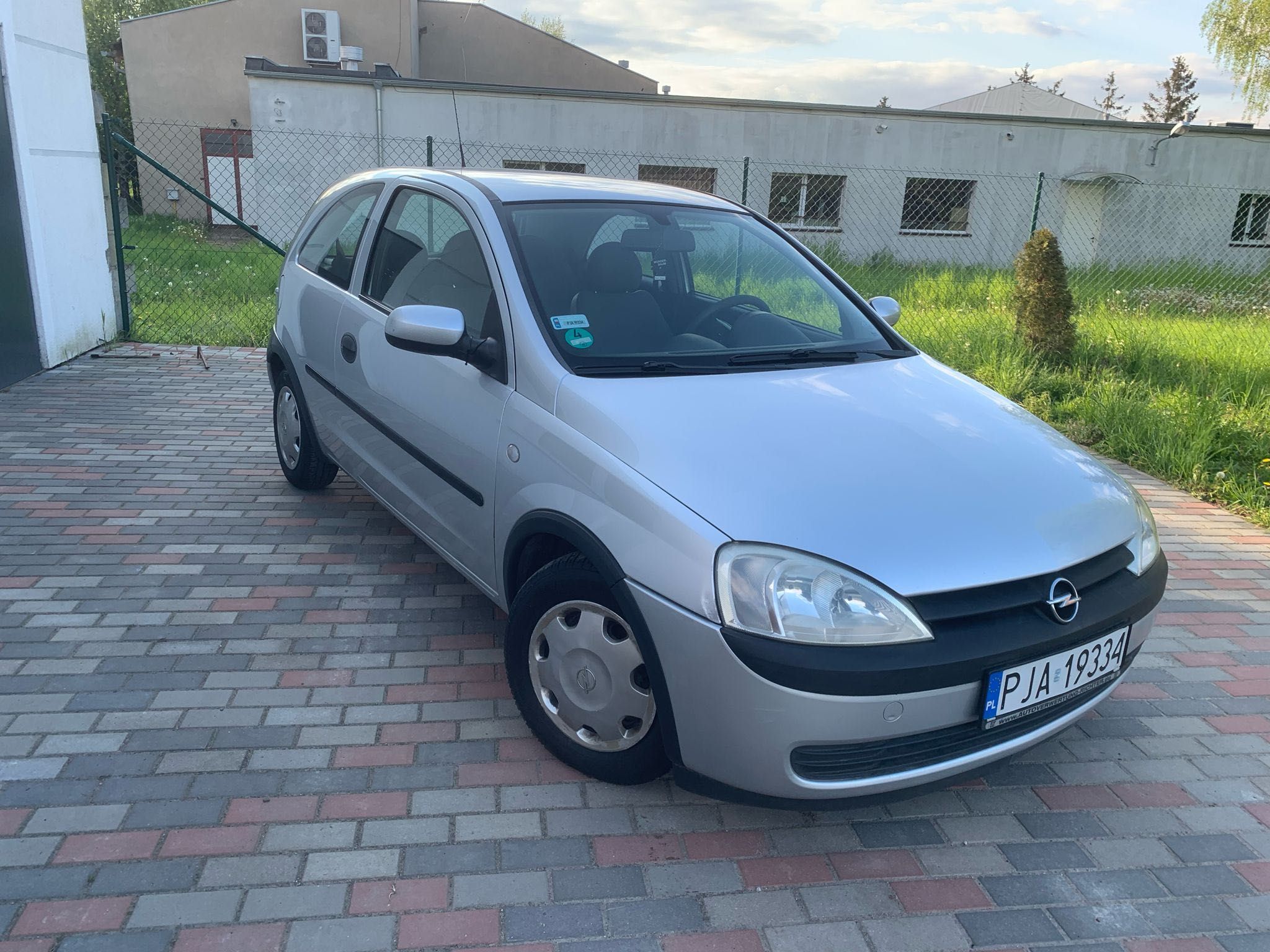 Opel Corsa C 1,2 benzyna klimatyzacja ważne opłaty