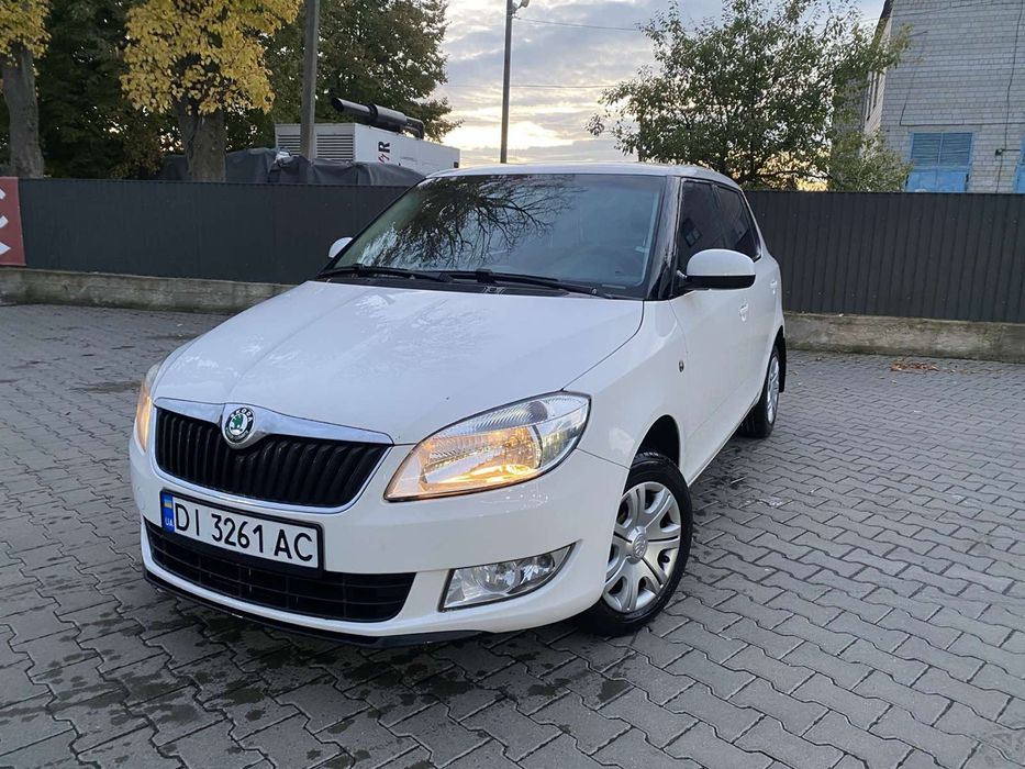 Оренда прокат Skoda Fabia 1,4 бензин 450 грн
