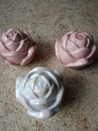 3 porcelanowe róże 10 cm