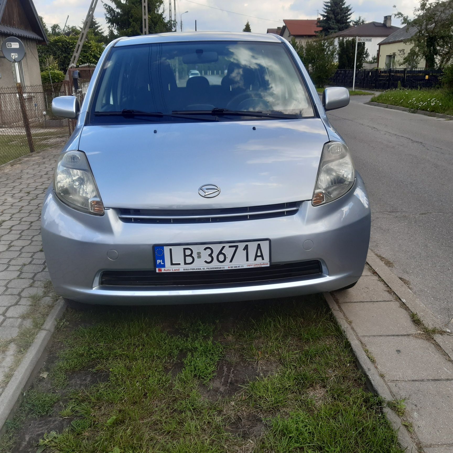 Daihatsu Sirion 1.0 klima oplacony od właściciela.