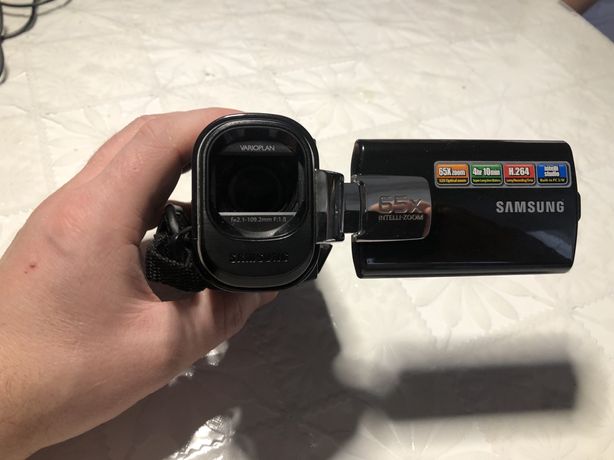 Видеокамера Samsung SMX-F40BP Black