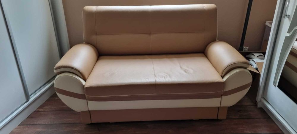 Sofa  dwuosobowa rozkladana