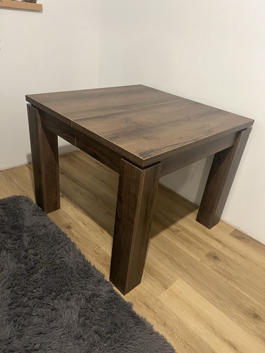 Stół rozkładany Forte EST45 D53 – solidny, mało używany