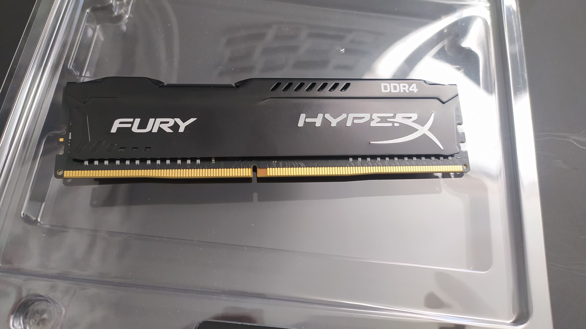 Pamięć RAM DDR4 HyperX 8 GB 2400 15