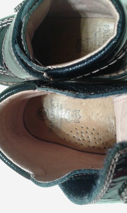 Vendo Botas/sapato 22 menina - Oferta portes envio