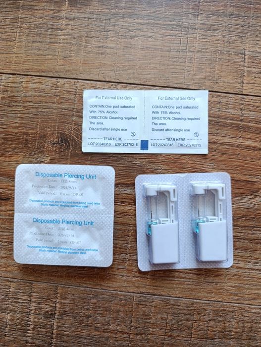 Одноразовий пістолет для пірсингу