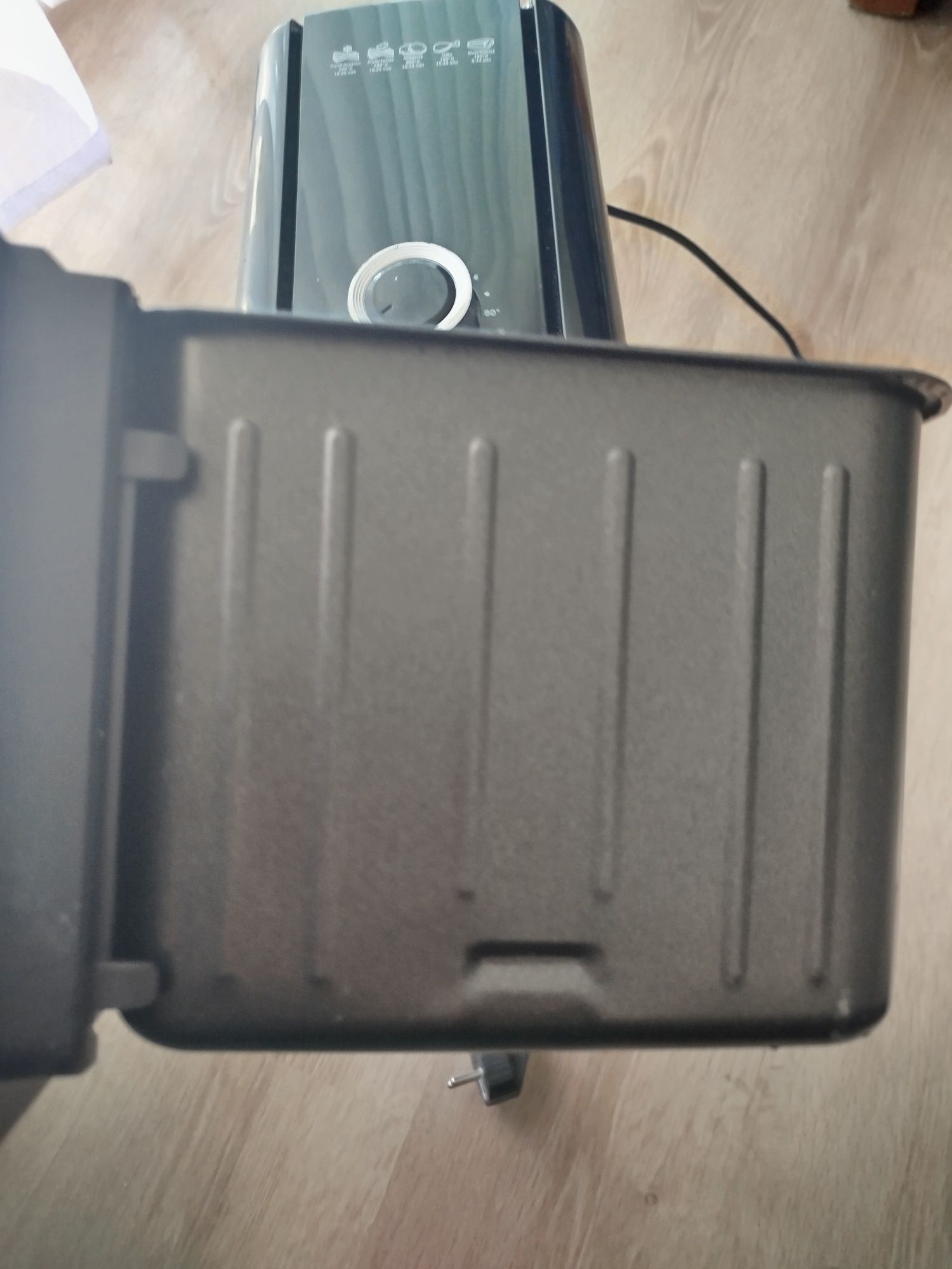 Raven air fryer 1350W 3.5l