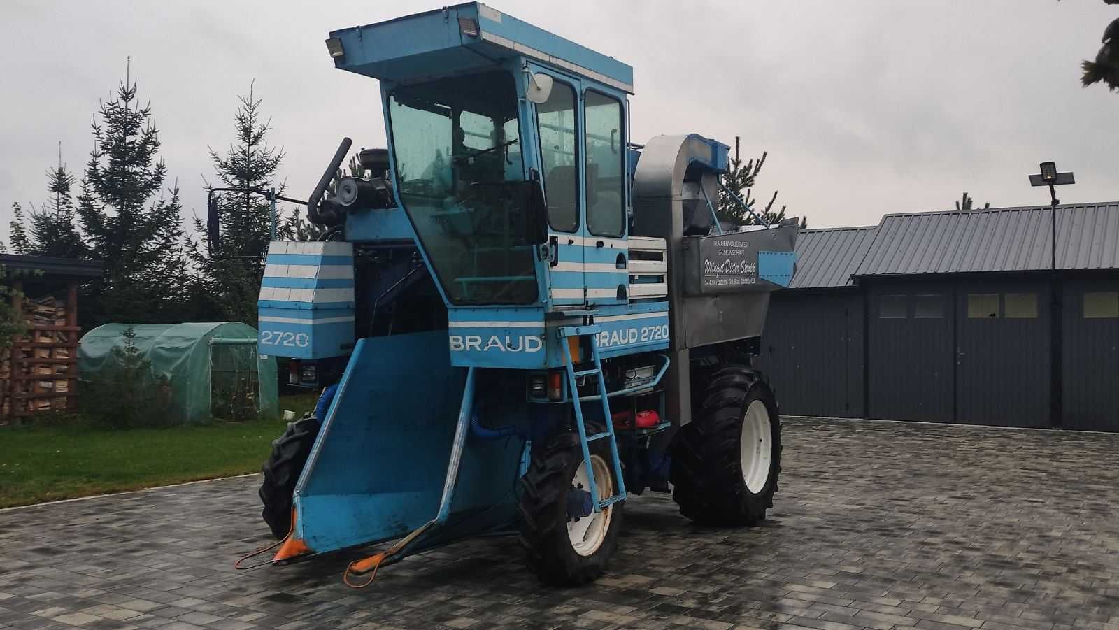 New Holland Braud 2720 Kombajn do zbioru aronii porzeczki