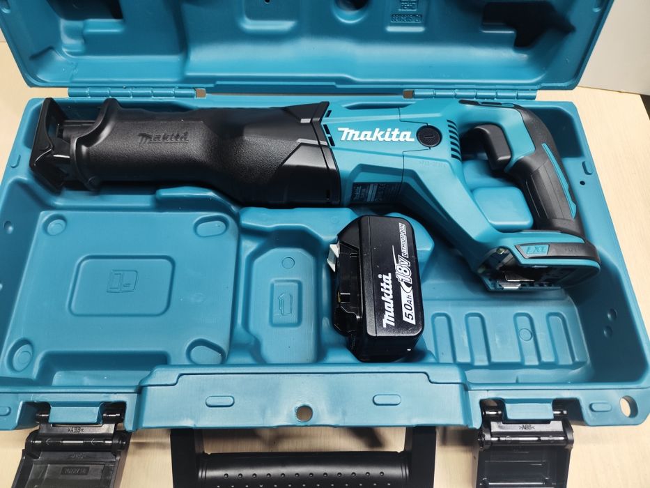 Makita DJR 186 акумуляторна шабельна пилка Макіта оригінал