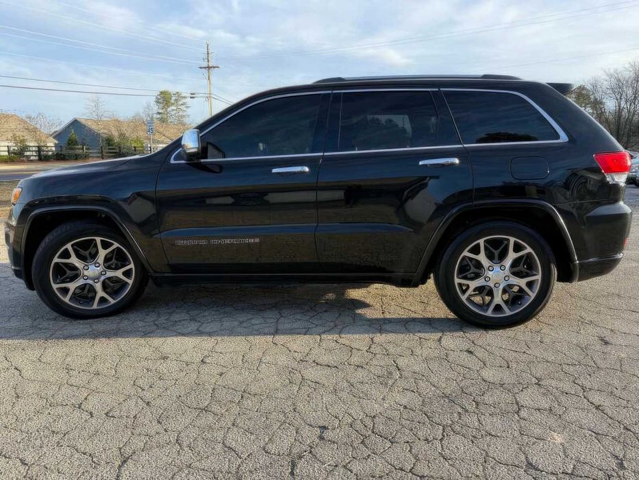 Jeep Grand Cherokee Overland      2020