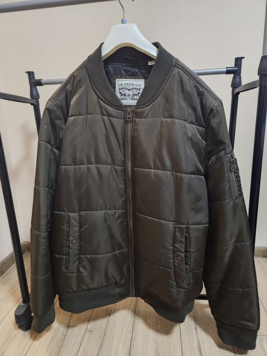 Куртка-бомбер Levis хакі