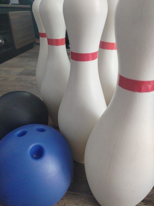 Plastikowe kręgle z kulami – komplet, zabawka dla dzieci