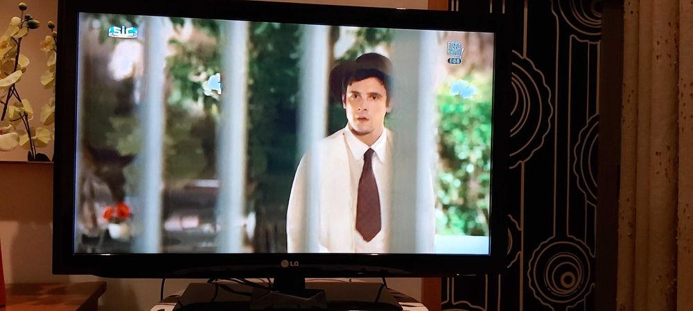 Tv lg em bom estado