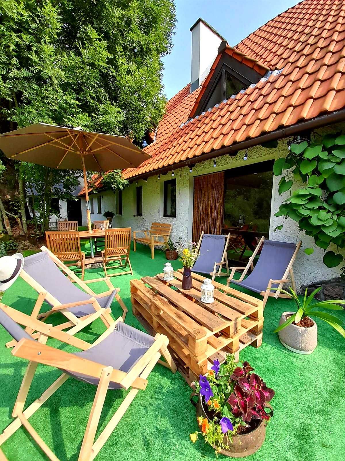 Dom na wynajem na Kaszubach z basenem do 10 os. sauna, ping pong itd
