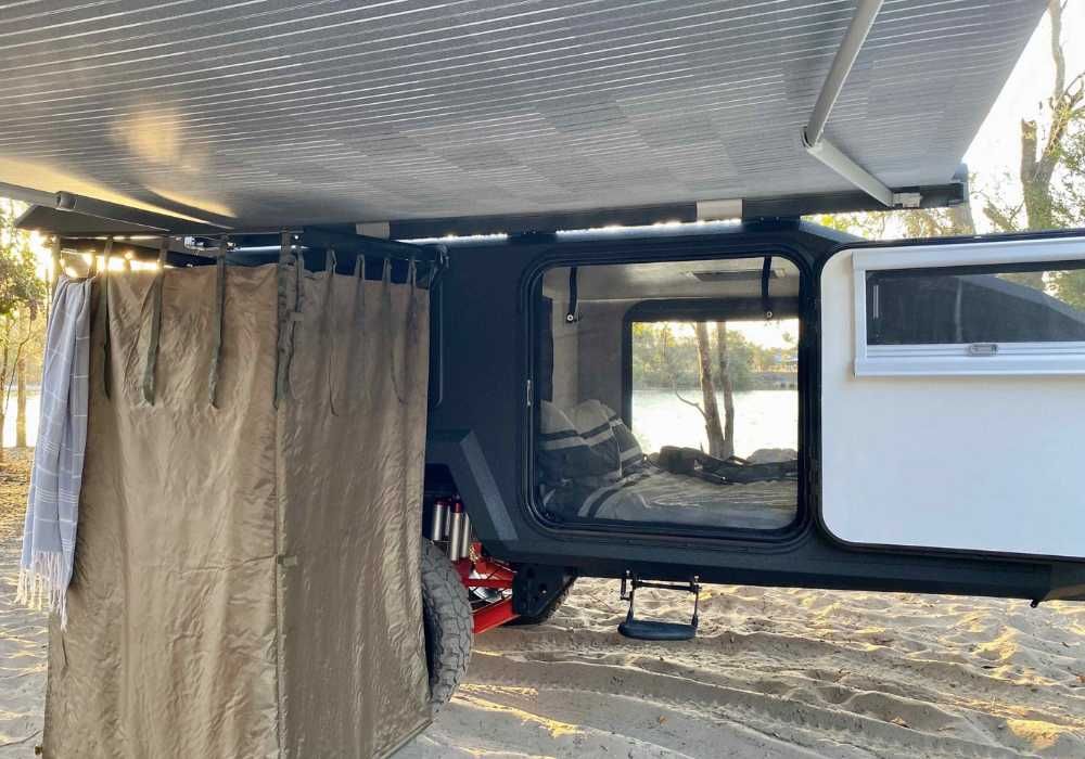 Автобудинок купити • кемпер з пневмопідвіскою причеп дача