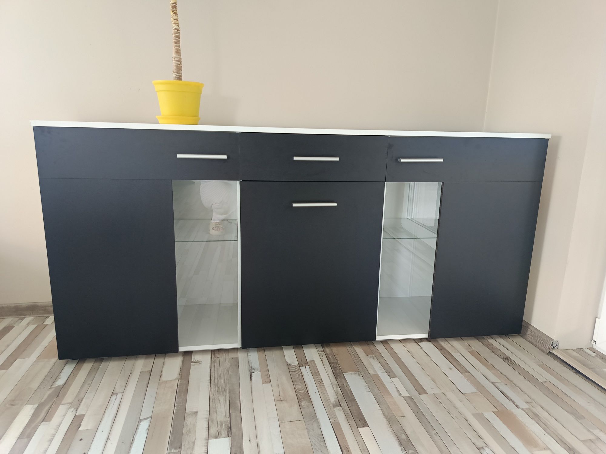 Komoda do salonu