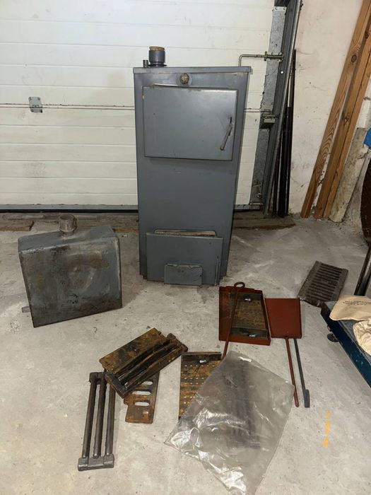 Продам твердопалий котел