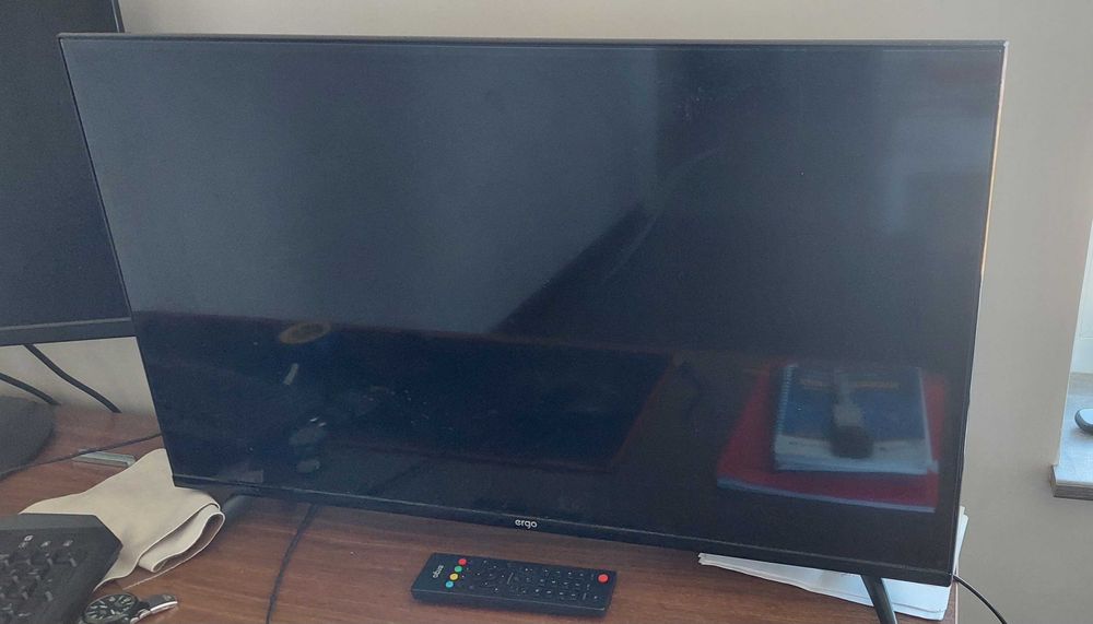 Продаю телевізор Ergo 32 "