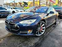 Tesla Model S 2014