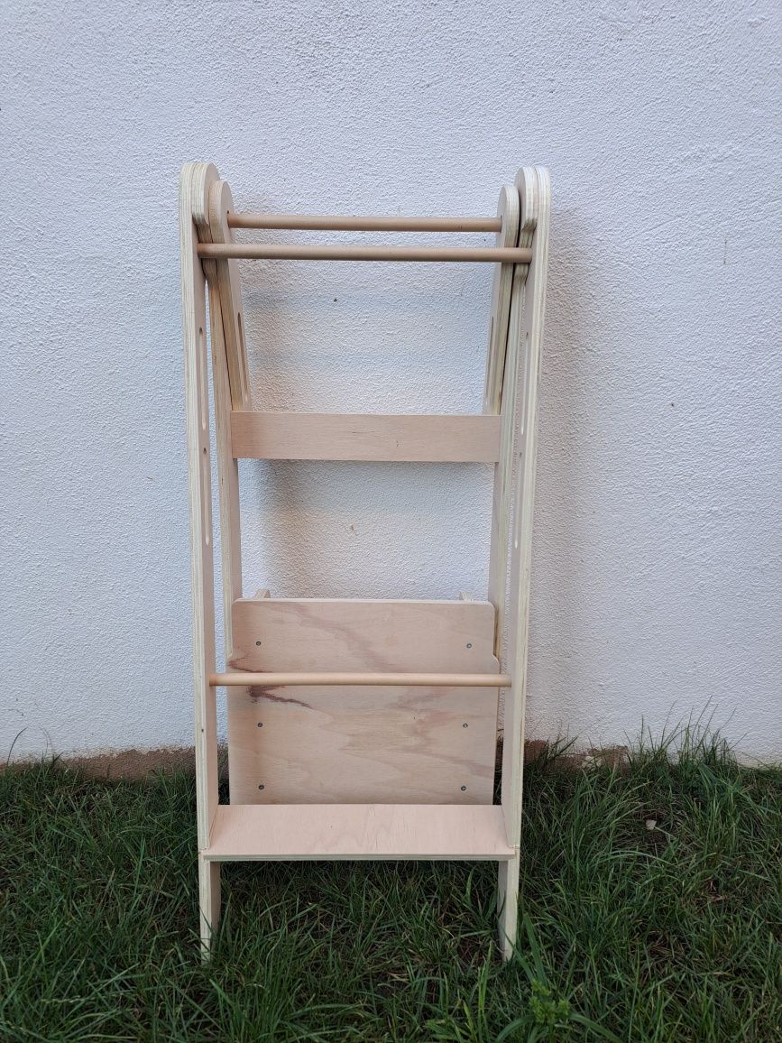 Torre de aprendizagem montessori