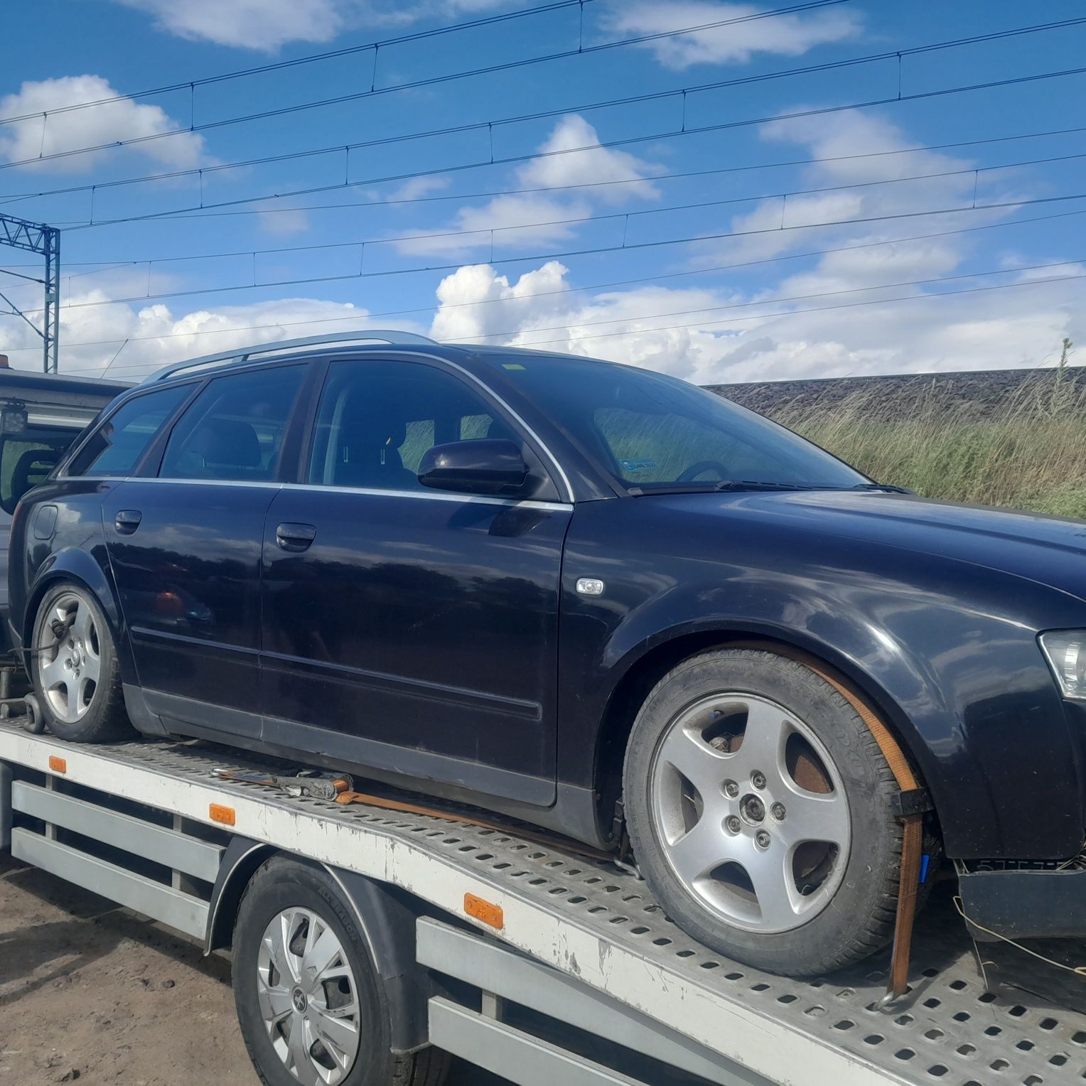 Audi a4 b6 na części 2004r kor lz9w
