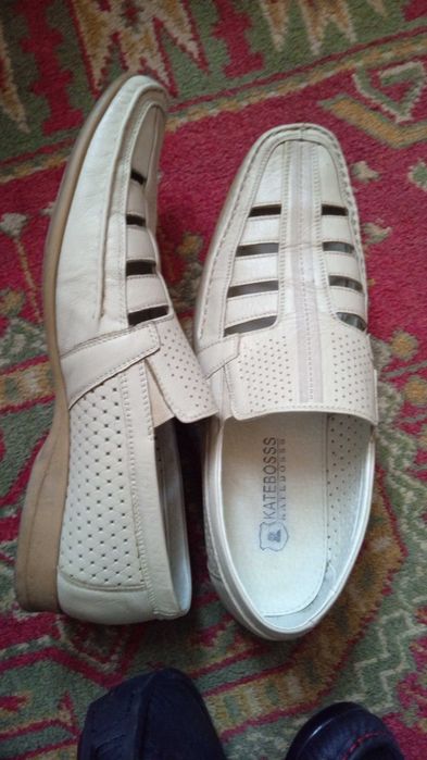 Взуття чоловіче 43 44 45 46 размір туфлі мокасіни кросівки черевики